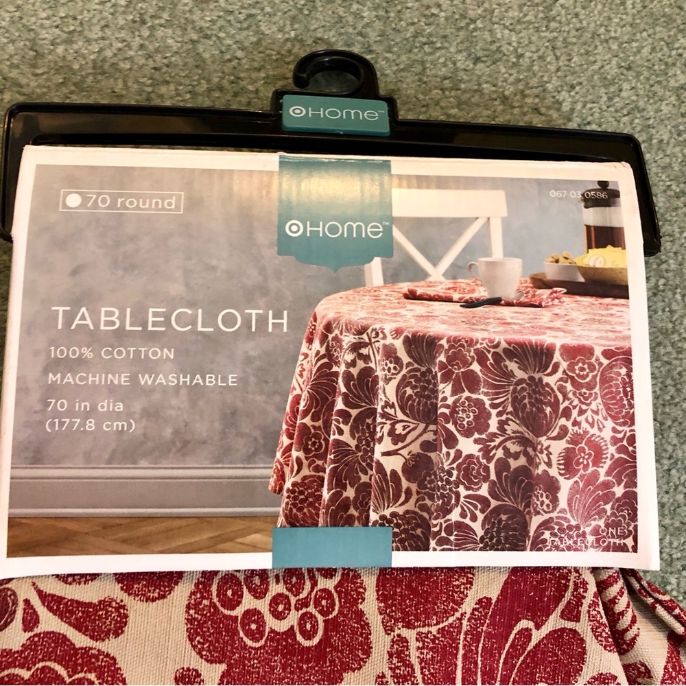 NWT TABLECLOTH BY HOME 70” ROUND - Picture 2 of 7